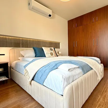 Angel Mint - Free Parking - Balcony Apartment Krakau