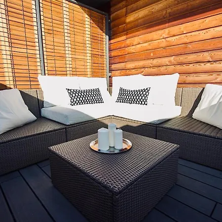 Angel Mint - Free Parking - Balcony Apartment *