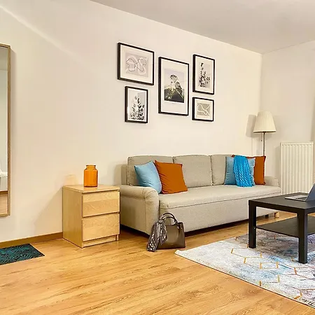 Angel Mint - Free Parking - Balcony Apartment *