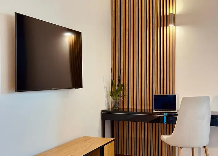 Angel Mint - Free Parking - Balcony קרקוב