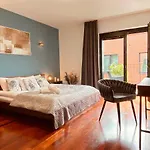 Angel Mint - Free Parking - Balcony Apartament