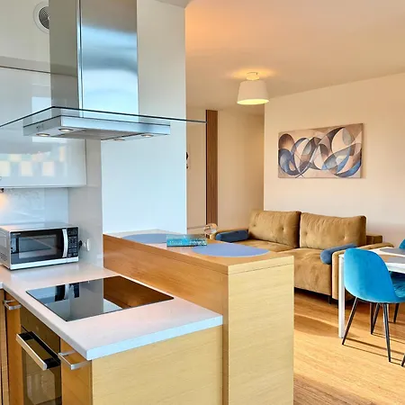 Angel Mint - Free Parking - Balcony Daire